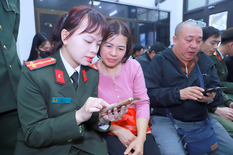 Người dân gửi thư cảm ơn Phòng Hồ sơ CATP